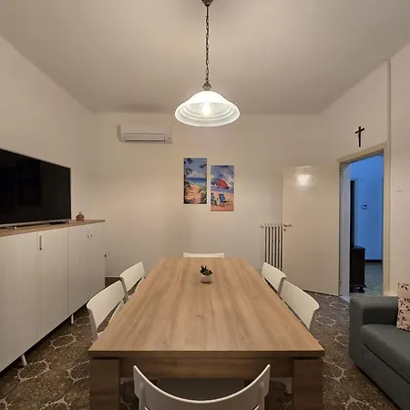 La Casa Di Bruna - 3 Da Letto Vicino Al Lungomare Nord Appartement *